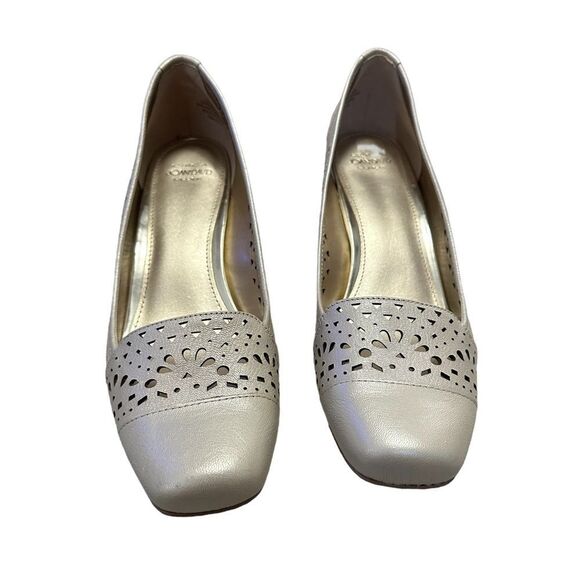 Joan & David luxe pale gold leather with wood look heels size 9.5 - Picture 3 of 10